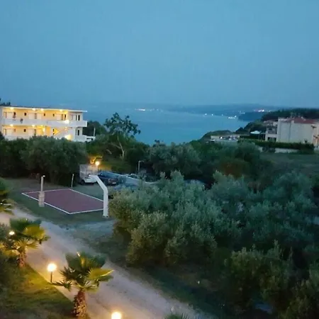 Evita Garden Floor Afytos
