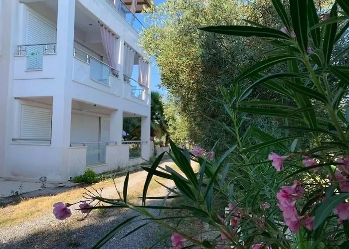 Evita Garden Floor Afytos