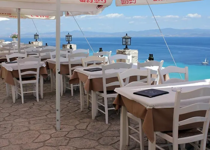 Evita Garden Floor * Afytos