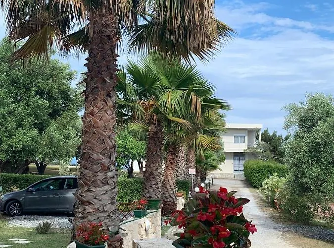 Evita Garden Floor *