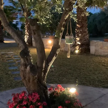 Evita Garden Floor *