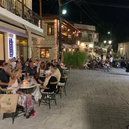 بيت للعطل Evita Garden Floor